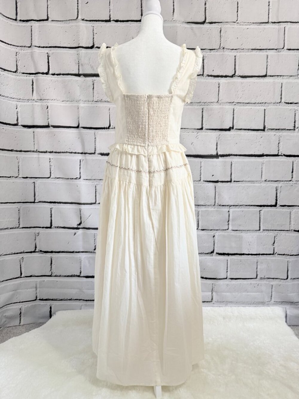 NWOT Moon River Floral Embroidered Midi Dress Ivory Size M - Picture 7 of 16